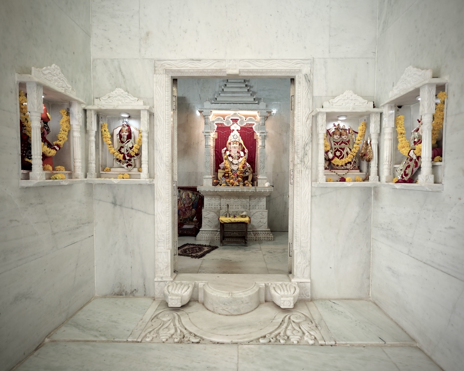 Gallery Images